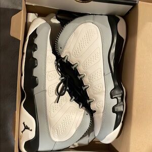 Jordan White and Gray Sneakers Sleek Design